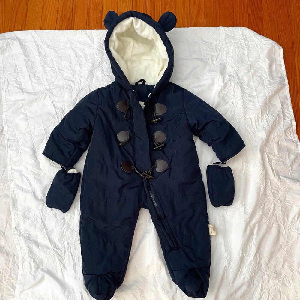 Baby winter snowsuit size 6-9 months